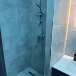 Arena Deluxe &