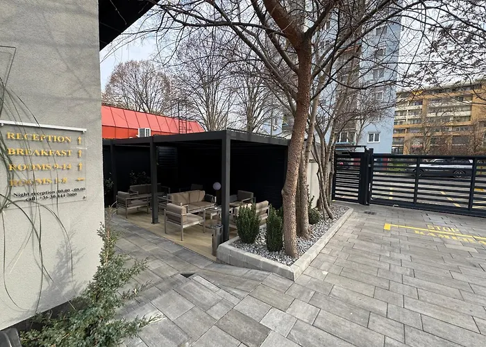 호텔 Arena Deluxe &