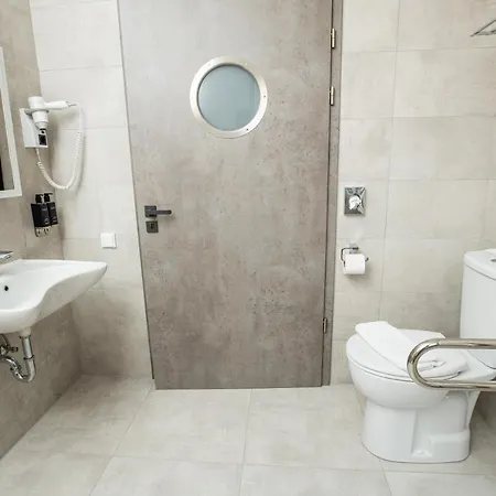 Hotell Arena Deluxe & Szeged