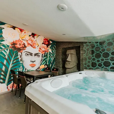 Arena Deluxe & Hotell Szeged